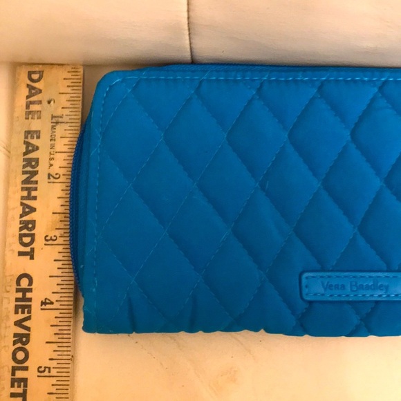 NWOT VERA BRADLEY BLUE QUILTED CROSSBODY PURSE WITH MATCHING WALLET - Picture 8 of 11